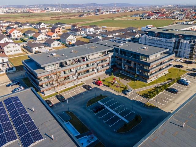 VANNISIS dotează ansamblul rezidențial MILANO 5 cu panouri fotovoltaice, stații de încărcare pentru mașini electrice și continuă extinderea cartierului cu încă 2 blocuri (VIDEO)